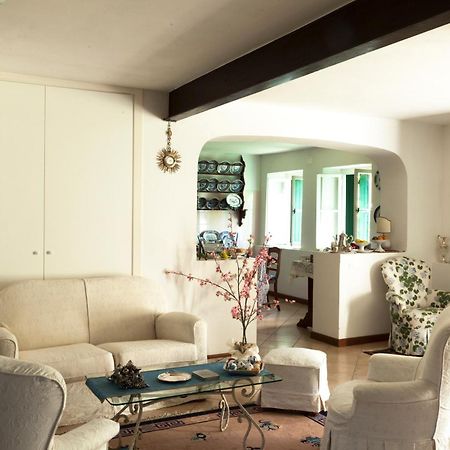 B&B La Casa Del Sole Manzano Eksteriør billede